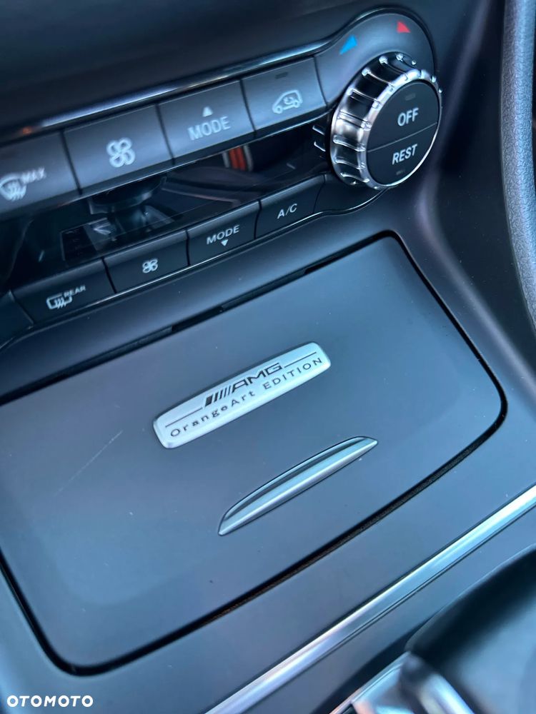Mercedes-Benz CLA AMG 45 4-Matic - 17