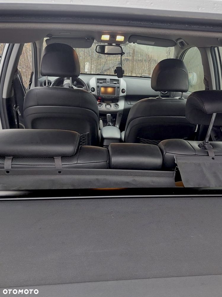 Toyota RAV4 2.0 4x4 - 12