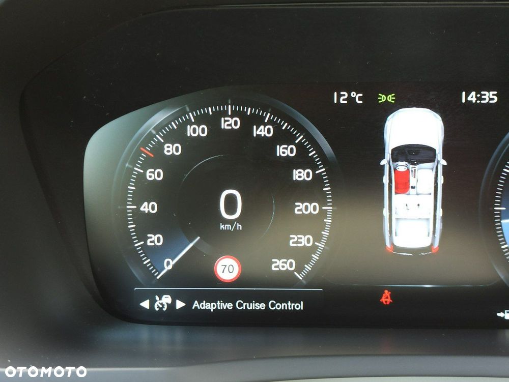 Volvo XC 90 - 25