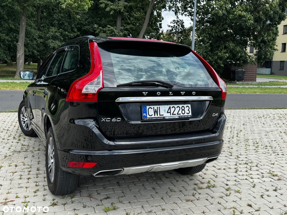 Volvo XC 60 D4 Geartronic Momentum - 22