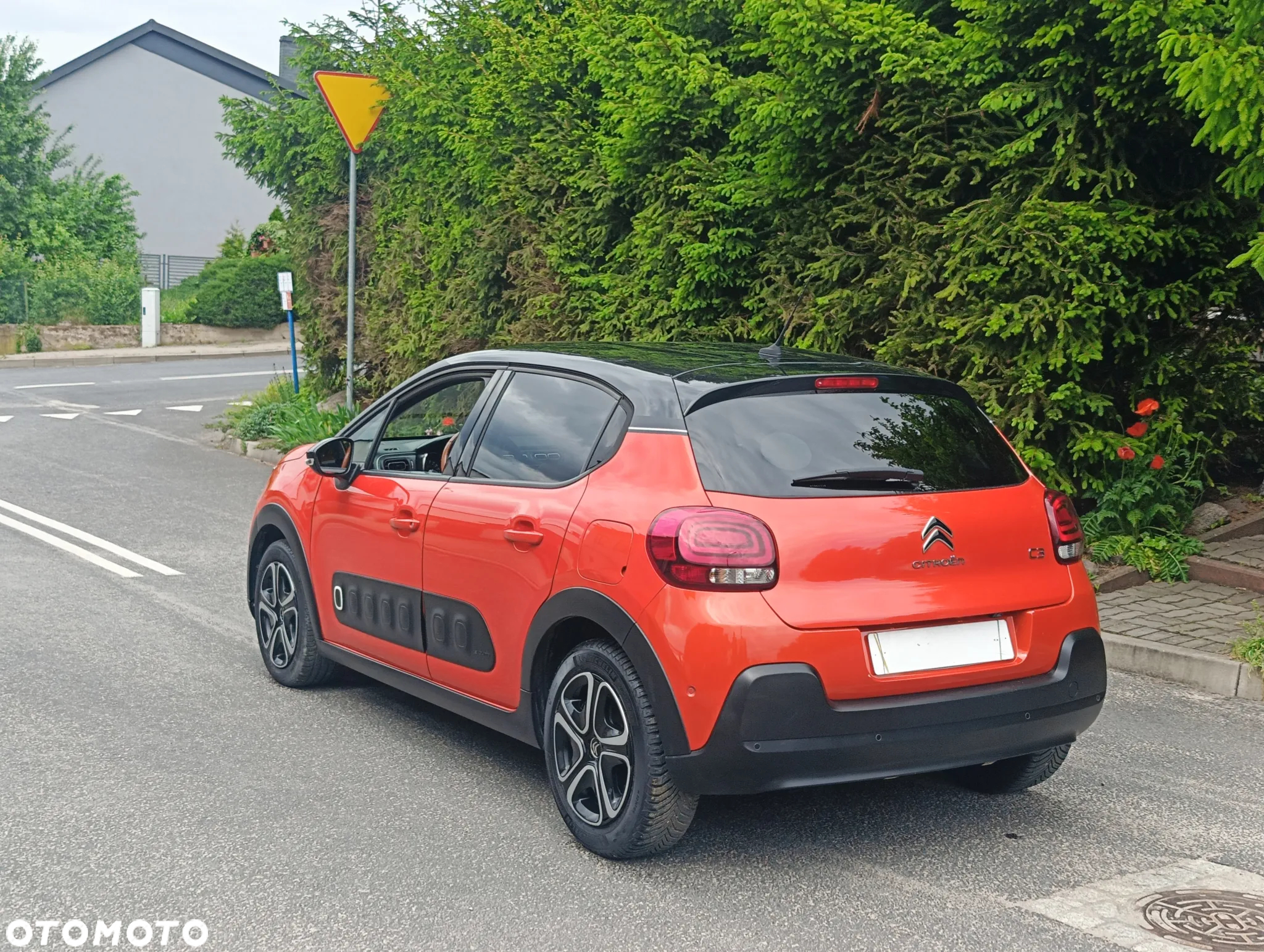 Citroën C3 1.2 PureTech Shine S&S - 4