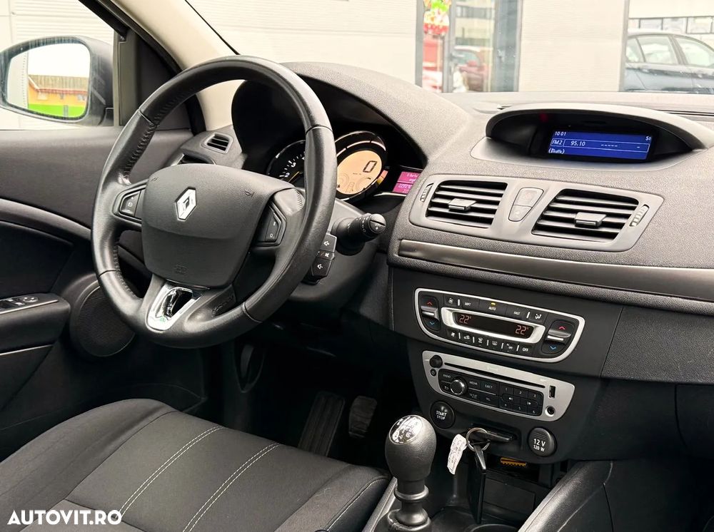 Renault Megane ENERGY dCi 110 Start & Stop Dynamique - 8