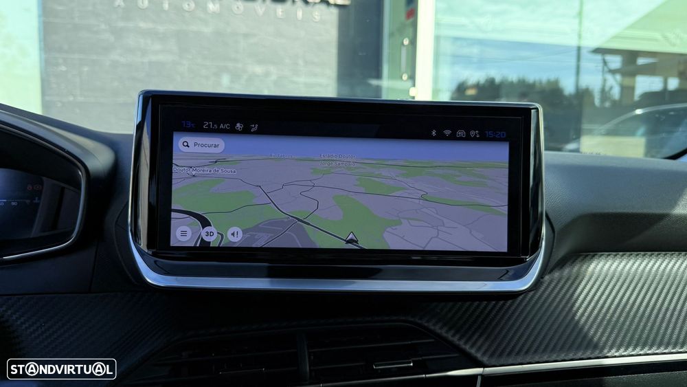 Peugeot 208 1.2 Hybrid Allure e-DCS6 - 17