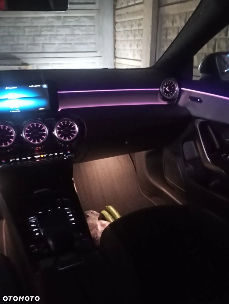 Mercedes-Benz CLA 180 d AMG Line 8G-DCT - 15