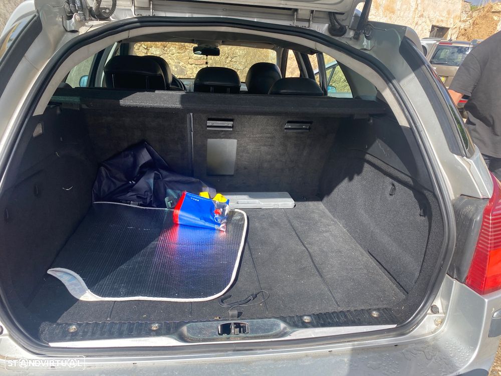 Peugeot 407 SW - 6