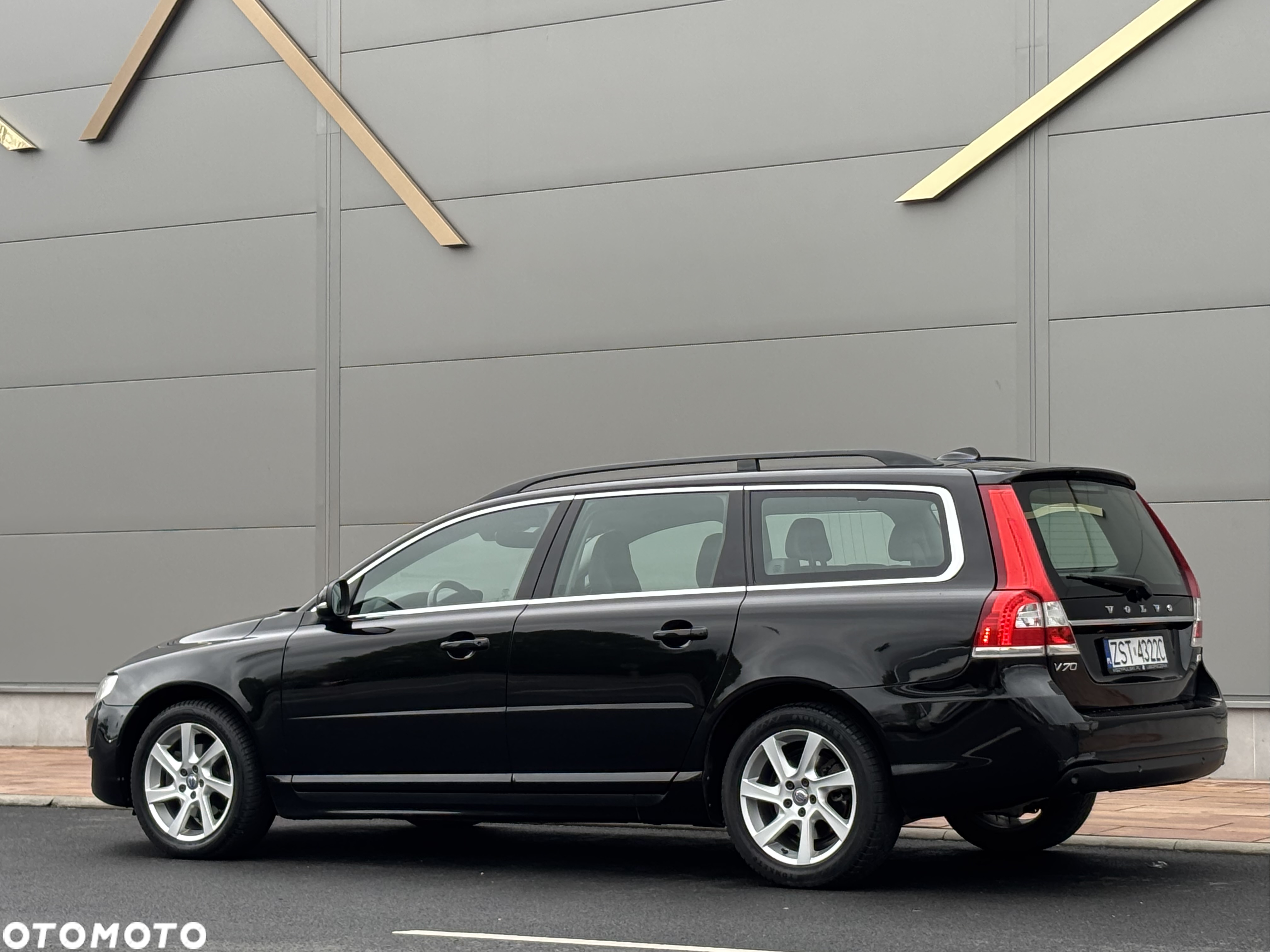 Volvo V70 D3 Geartronic Momentum - 20