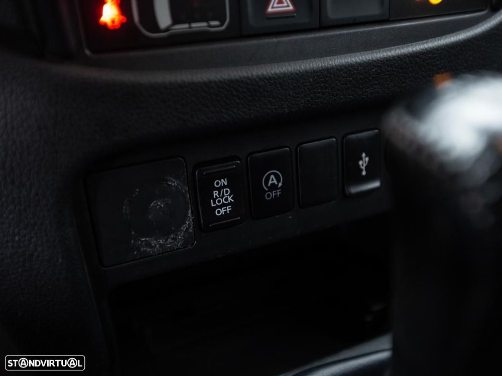 Mitsubishi L200 - 19