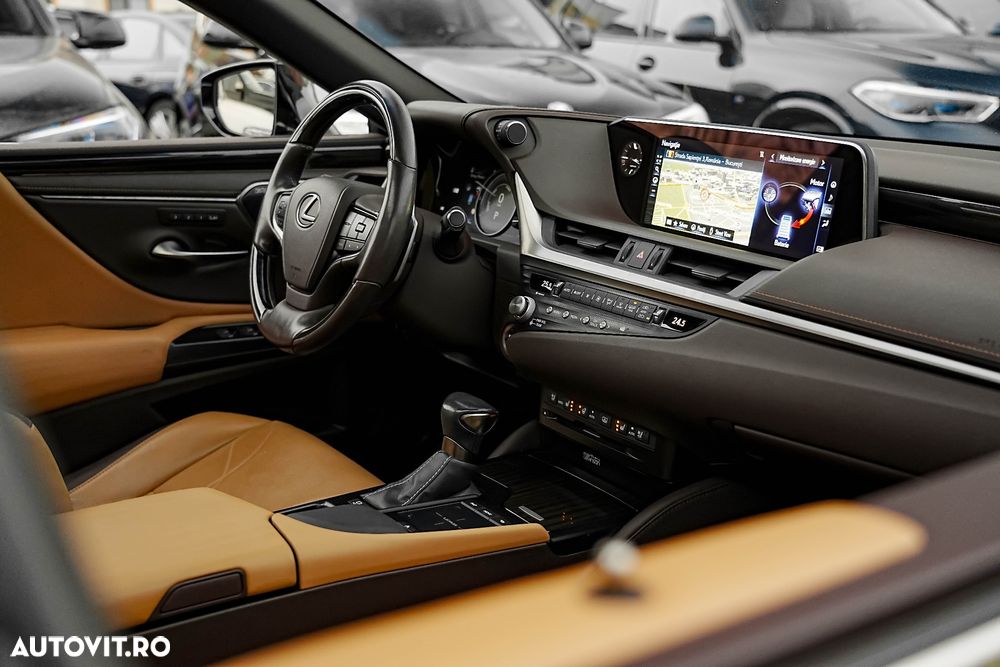 Lexus Seria ES 300h Style Edition - 27