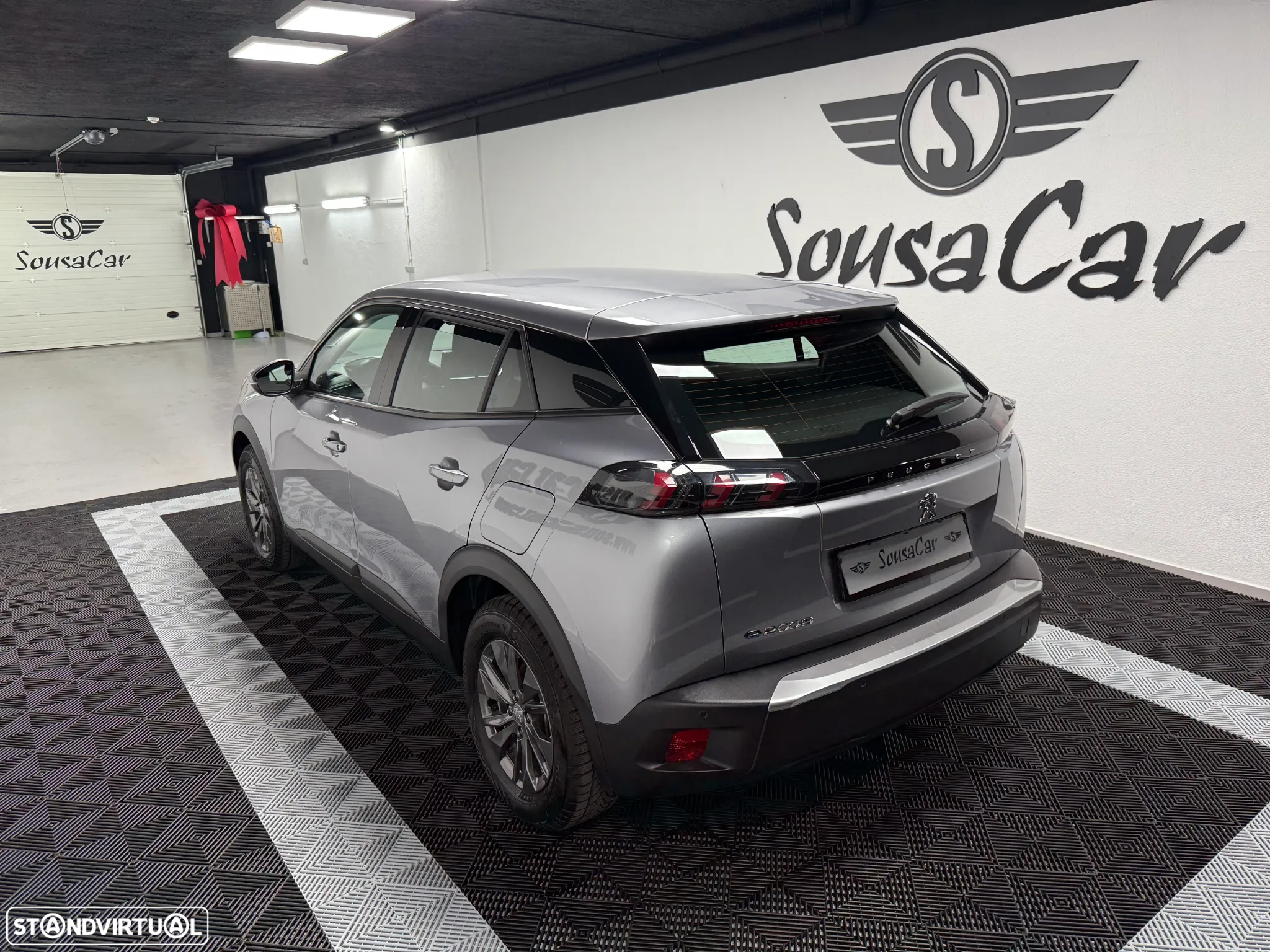 Peugeot e-2008 50 kWh Active Pack - 4