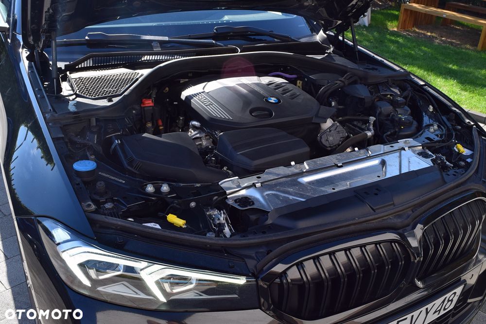 BMW Seria 3 320d xDrive M Sport sport - 35