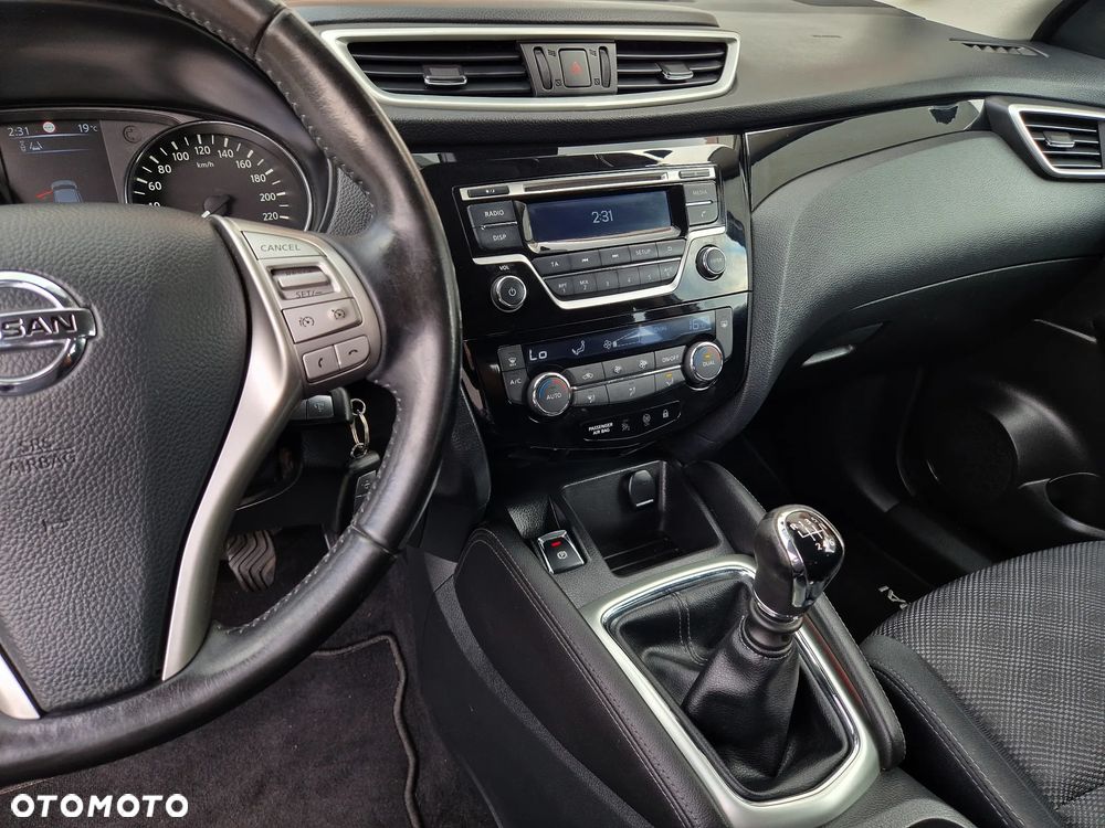 Nissan Qashqai - 22