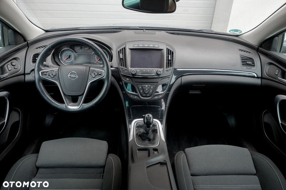 Opel Insignia 1.4 T Cosmo S&S - 33