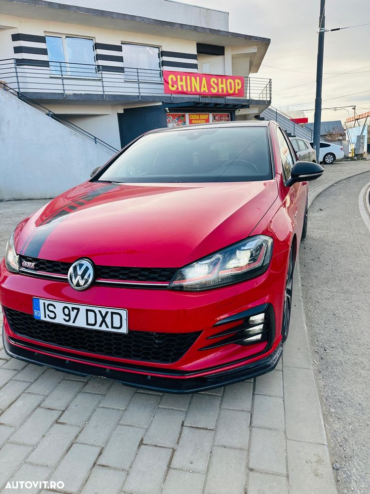 Volkswagen Golf - 13