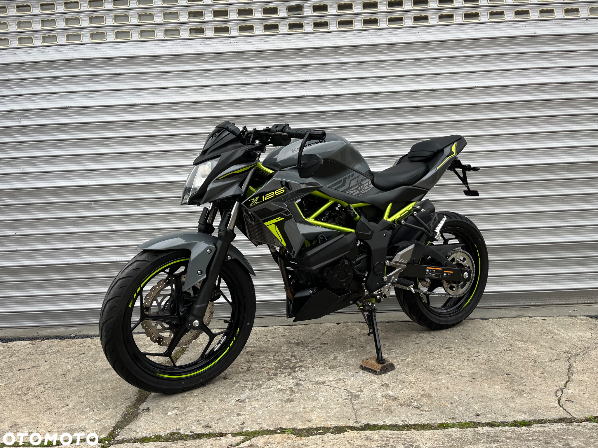 Kawasaki Z - 27