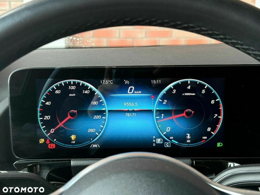 Mercedes-Benz GLA - 18