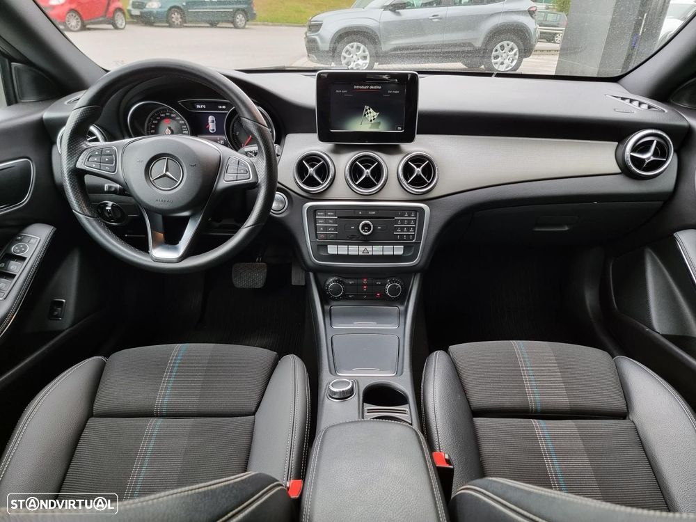 Mercedes-Benz CLA 180 d Urban Aut. - 39