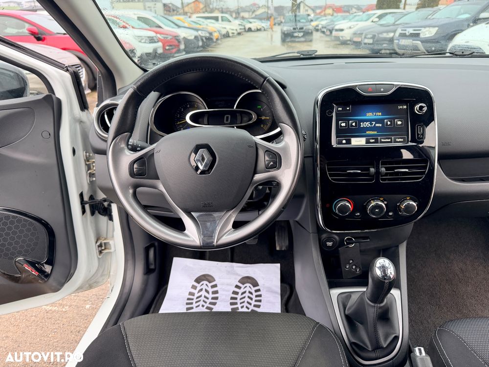 Renault Clio - 14