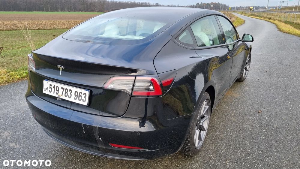 Tesla Model 3 - 19