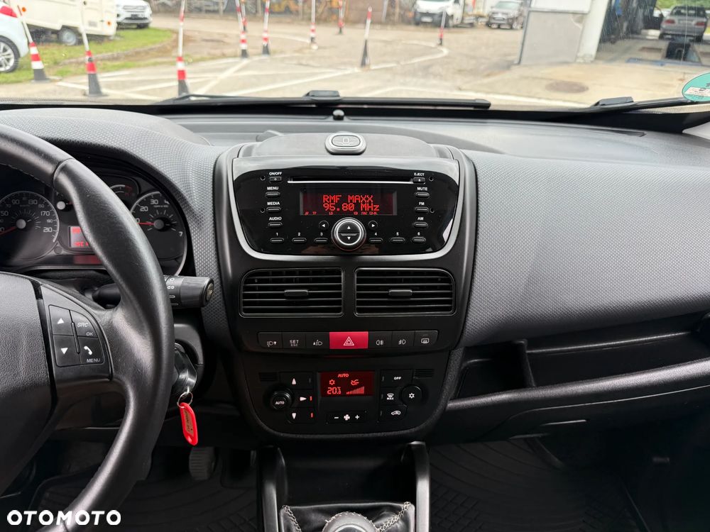 Fiat Doblo 1.4 T-Jet 16V Lounge - 3