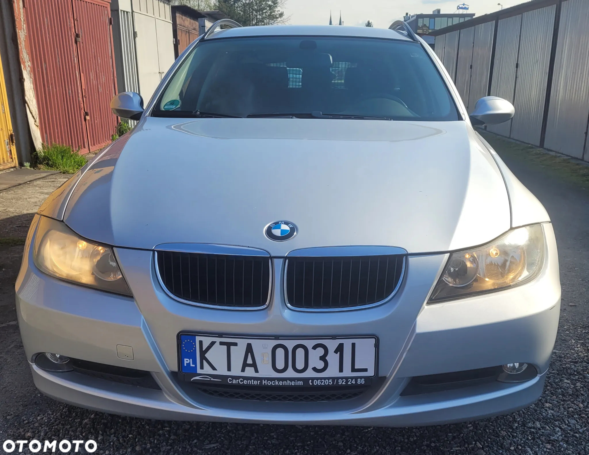 BMW Seria 3 318i - 5