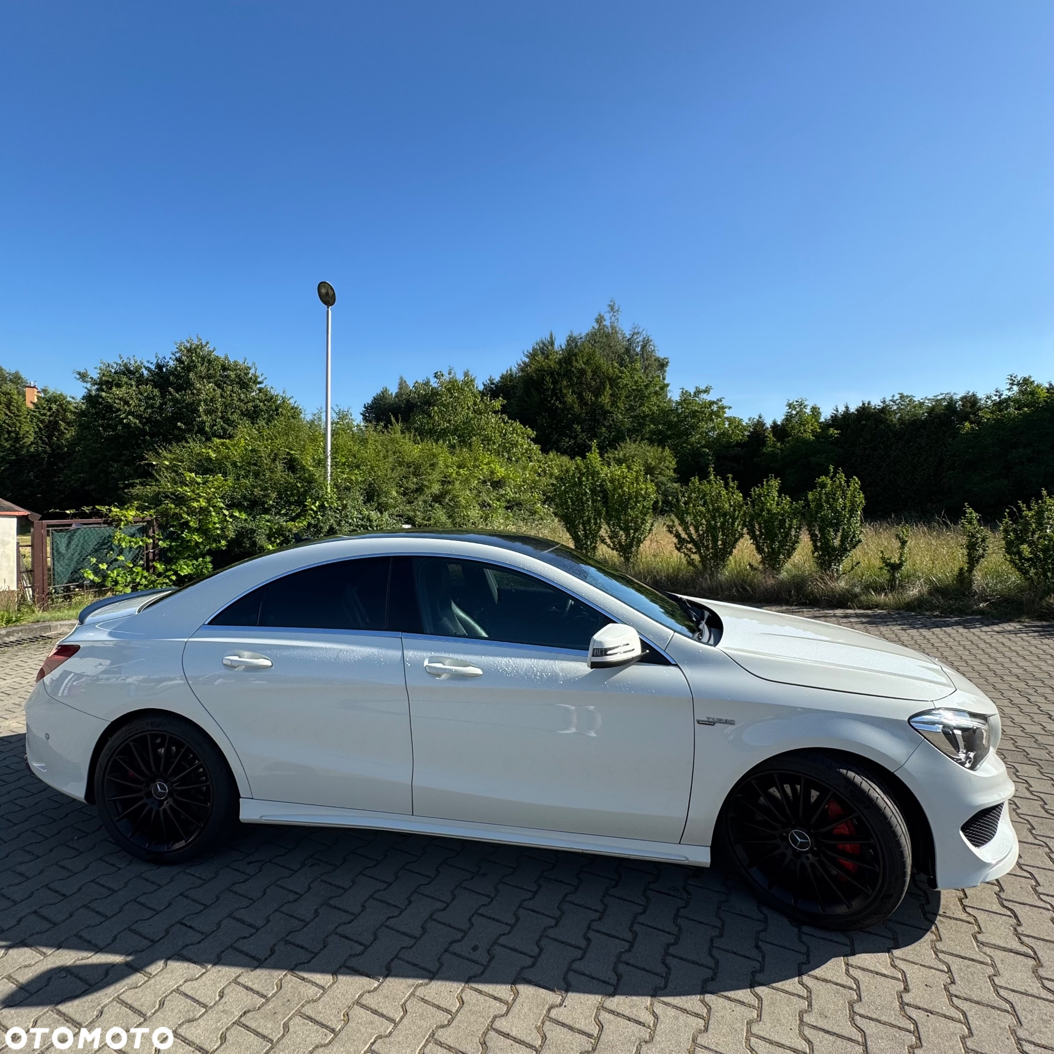 Mercedes-Benz CLA 250 7G-DCT AMG Line - 4