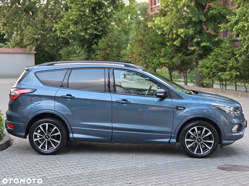 Ford Kuga 2.0 TDCi 4x4 ST-Line - 4