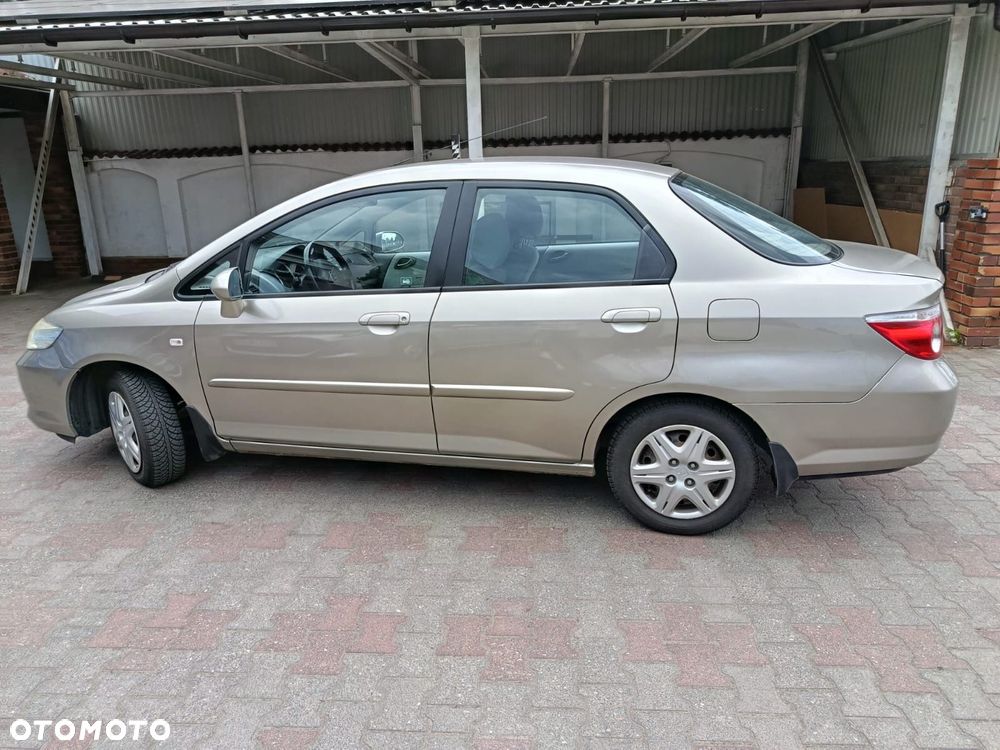 Honda City 1.4 Comfort - 5