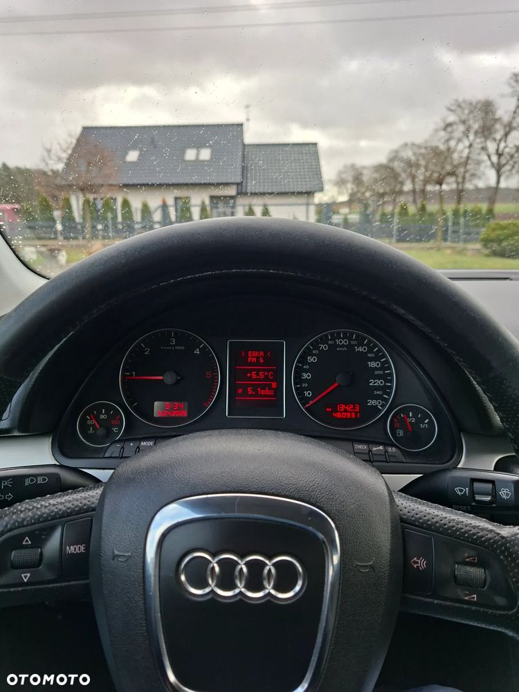 Audi A4 Limousine 2.0 TDI - 7