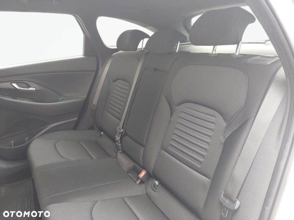 Hyundai i30 - 11