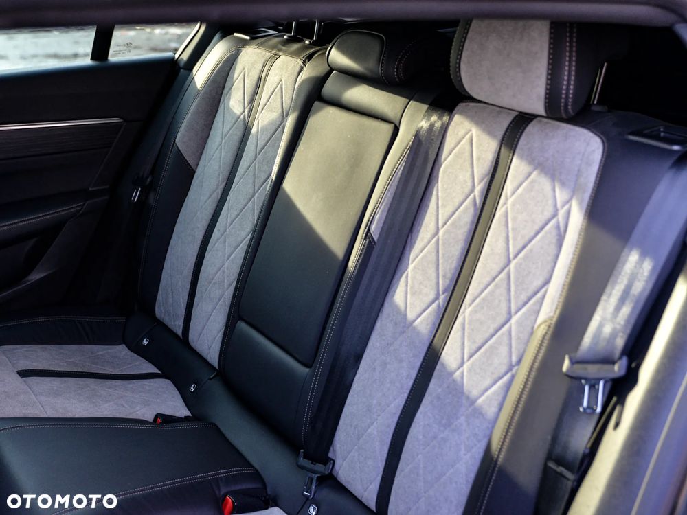 Peugeot 508 225 e-EAT8 GT - 26