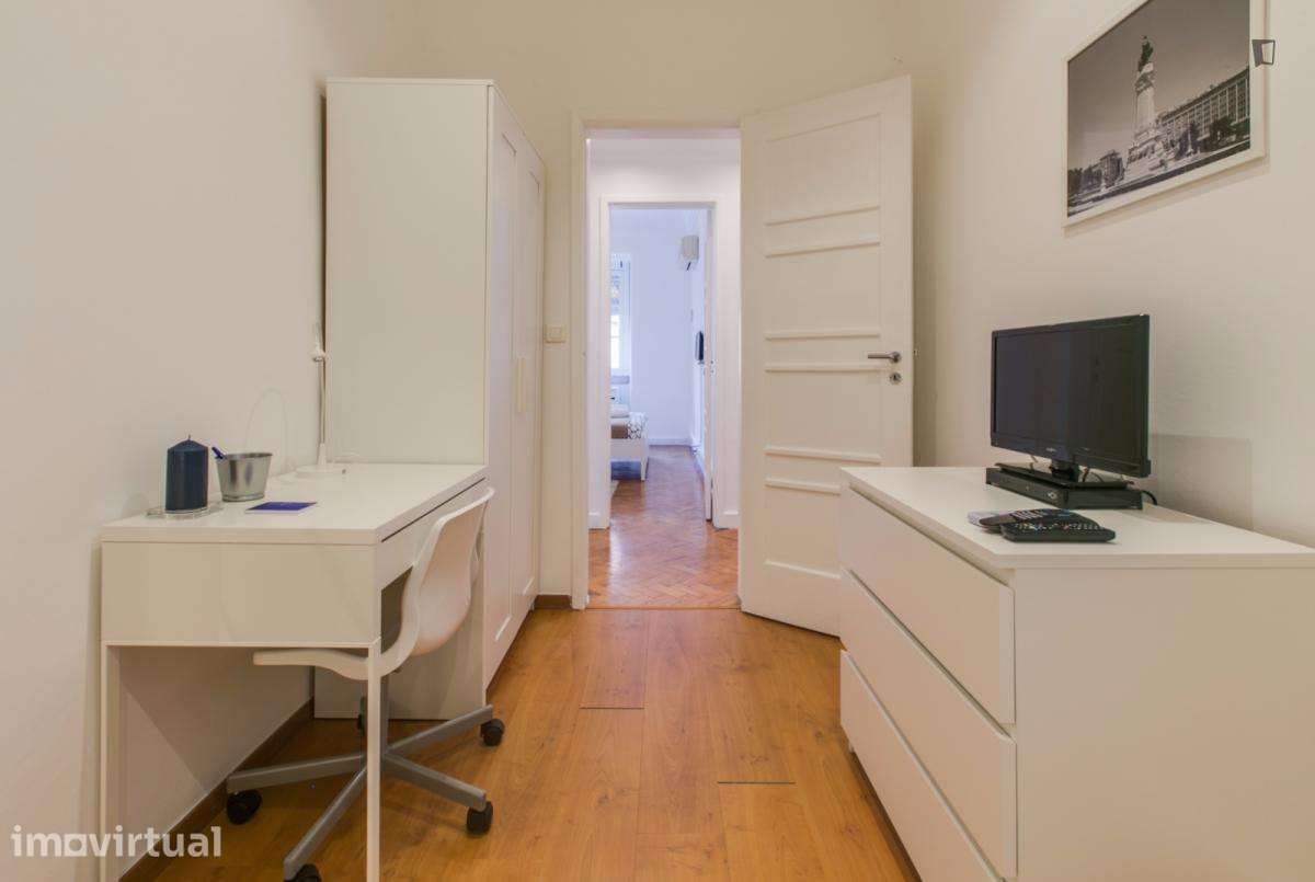 Quarto - localizado em Picoas Lisbon - Grande imagem: 4/19