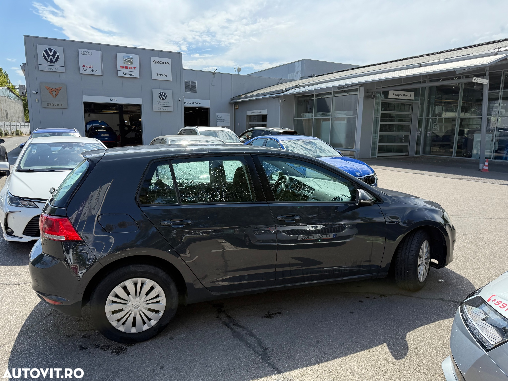 Volkswagen Golf 1.6 TDI DPF BMT Trendline - 11