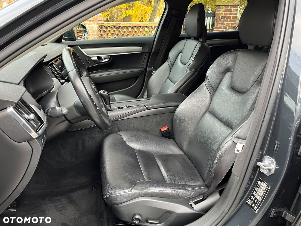 Volvo V90 - 23