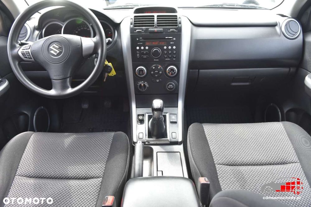 Suzuki Grand Vitara - 22