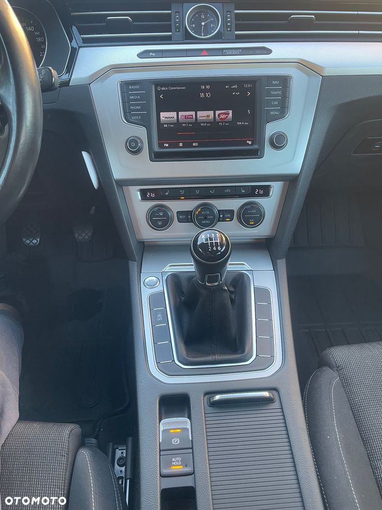 Volkswagen Passat 2.0 TDI BMT Comfortline - 9