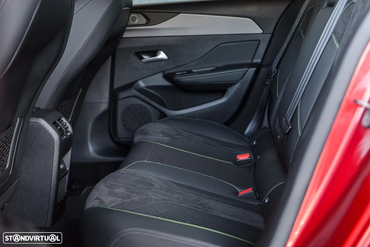 Peugeot 308 1.2 PureTech GT Pack EAT8 - 22