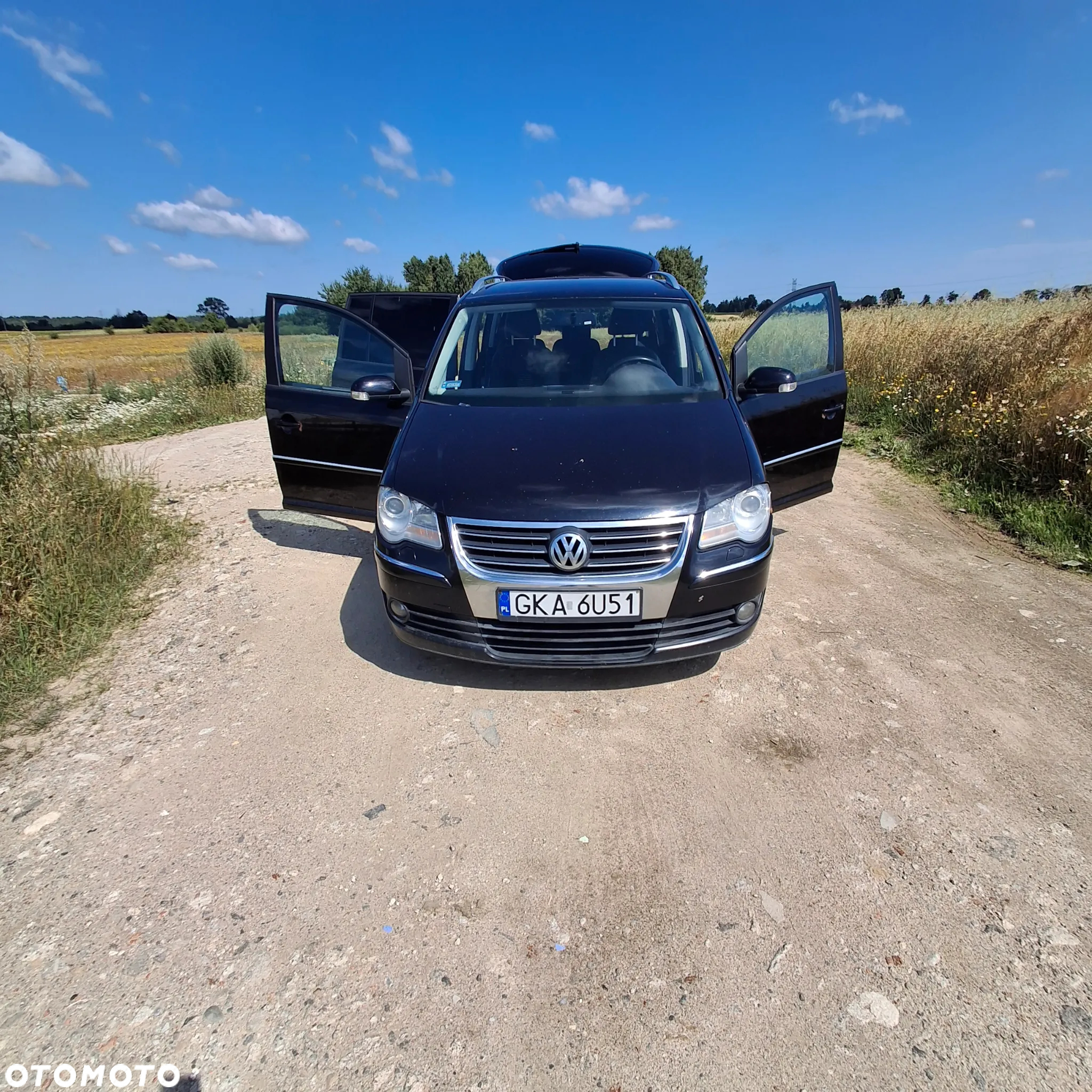 Volkswagen Touran 2.0 TDI DPF Cross - 2
