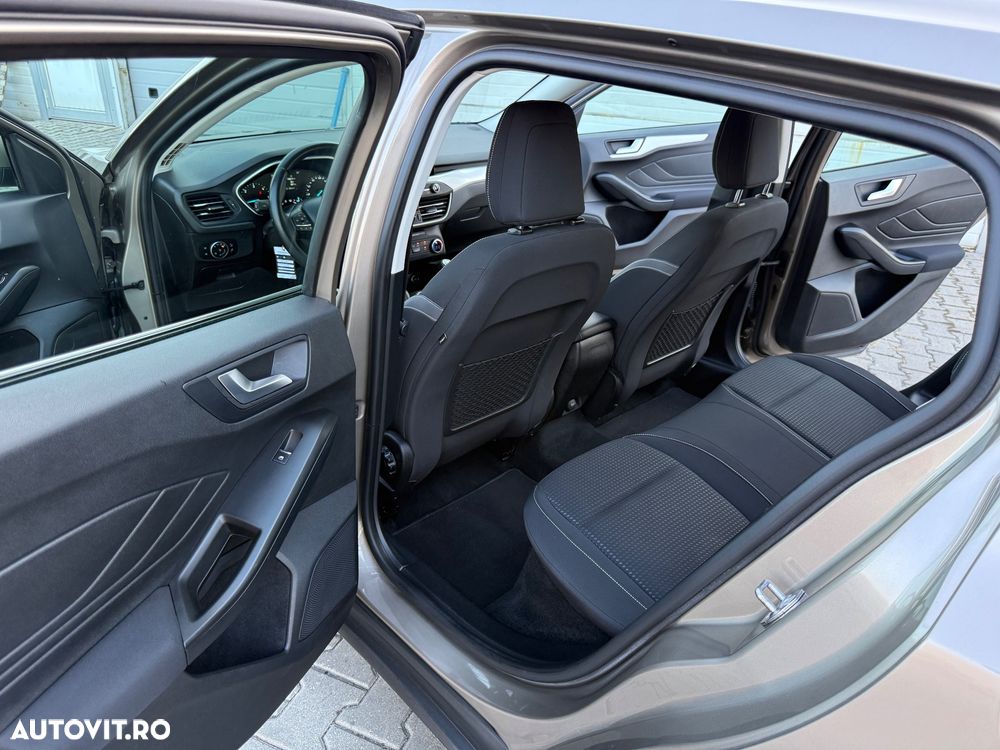 Ford Focus 1.5 TDCi DPF Start-Stopp-System Business - 10
