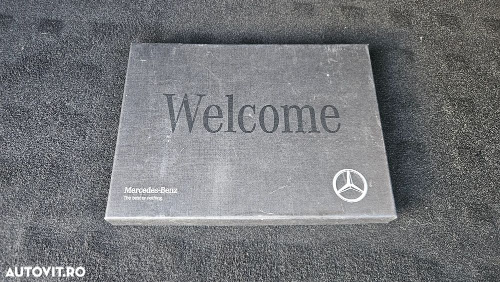 Mercedes-Benz E 220 d T 9G-TRONIC AMG Line - 40