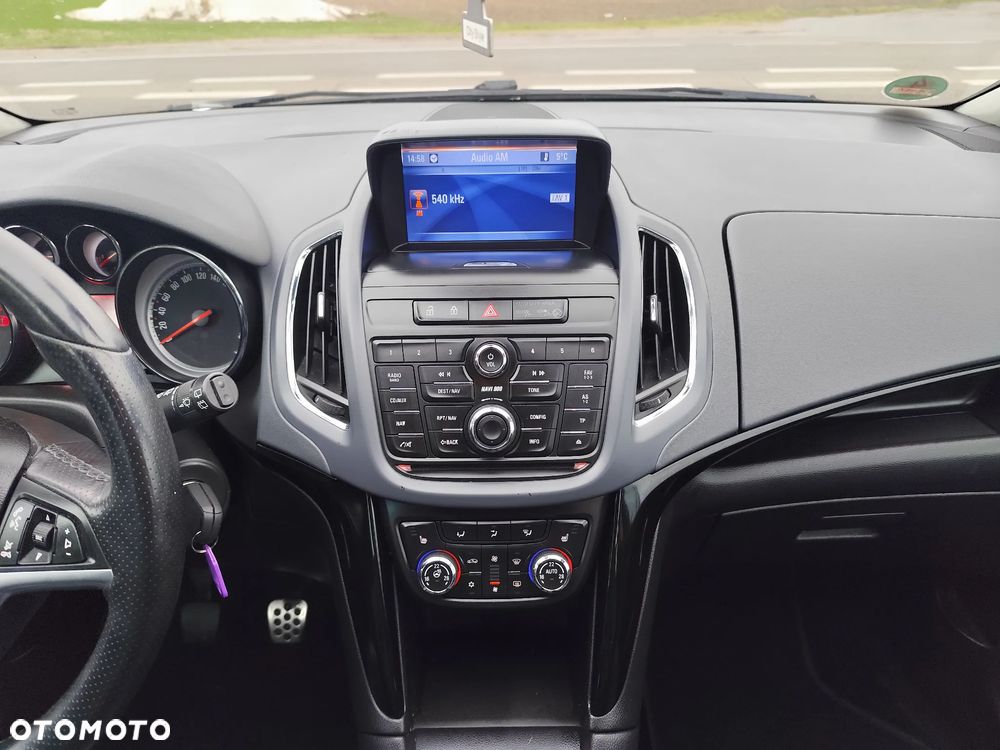 Opel Zafira - 13