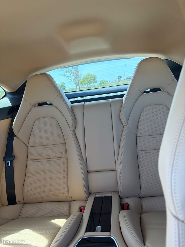 Porsche Panamera - 26