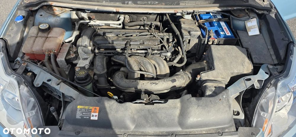 Ford Focus 1.6 16V Style - 32