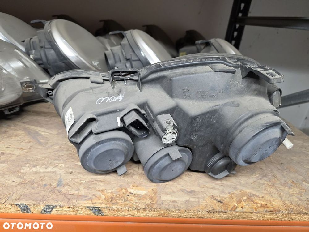 VOLKSWAGEN  POLO 9N OKULAR LAMPA PRZEDNIA PRAWA ANGLIK - 5