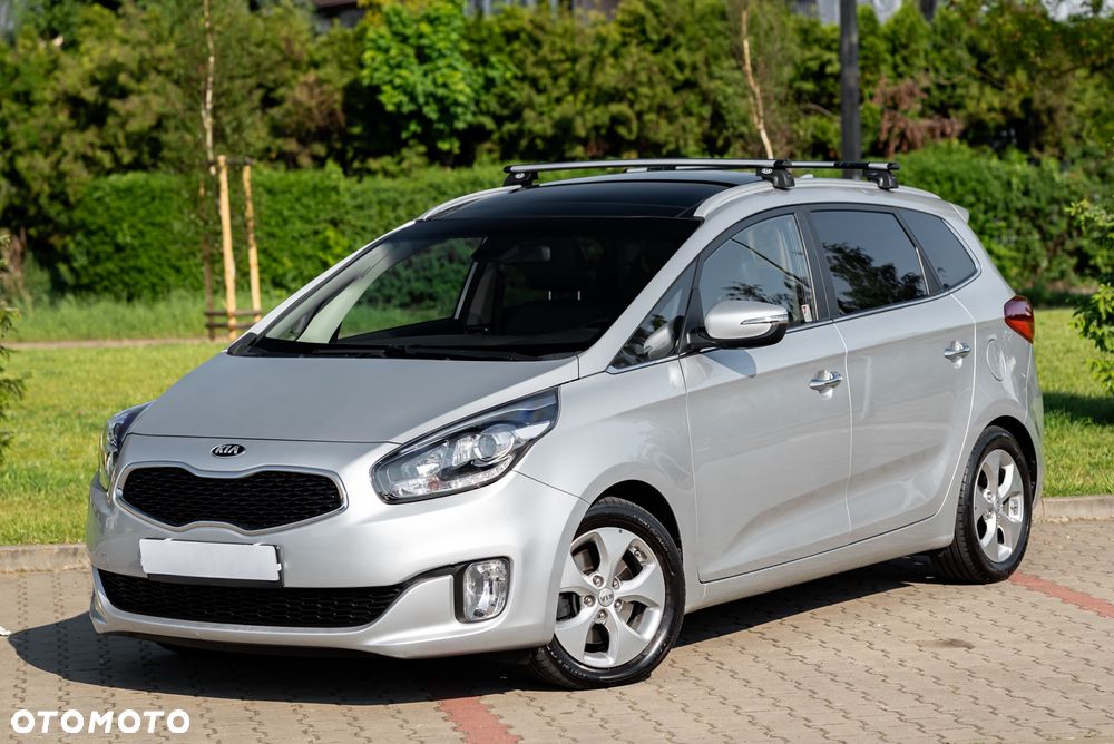 Kia Carens 1.7 CRDi 141 ISG Vision - 9
