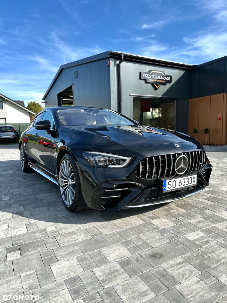 Mercedes-Benz AMG GT - 1