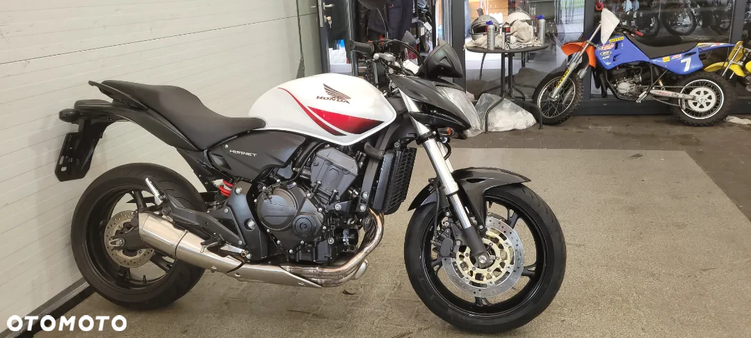 Honda Hornet - 16