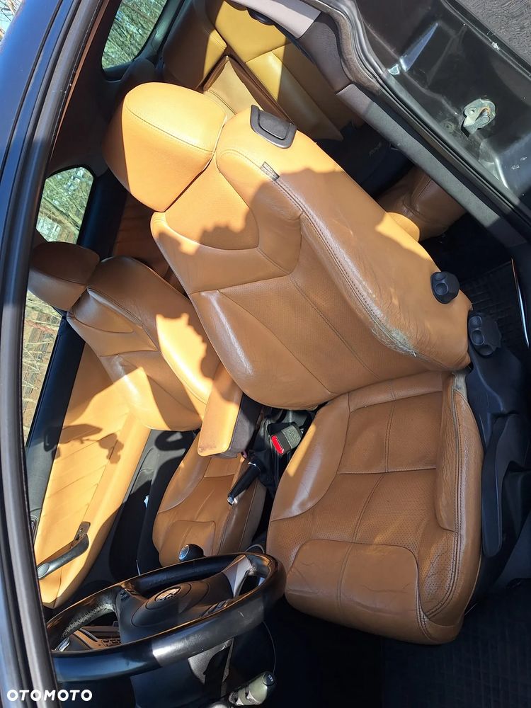 Alfa Romeo GT 1.9JTD 16V Distinctive - 6