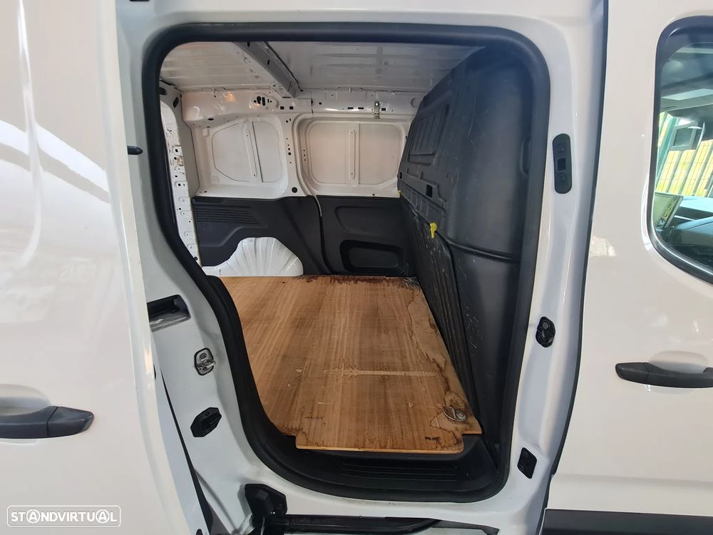 Citroën Berlingo Asphalt 1.6 HDi 100cv Câmara CarPlay IVA Dedutível - 20