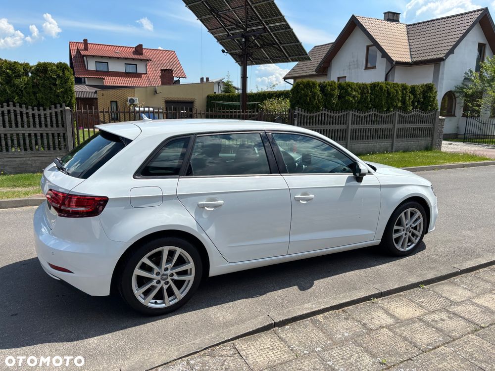 Audi A3 Sportback 1.5 TFSI cylinder on demand design - 7