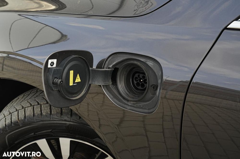 Volvo XC 60 T6 AWD Recharge Geartronic Inscription - 27